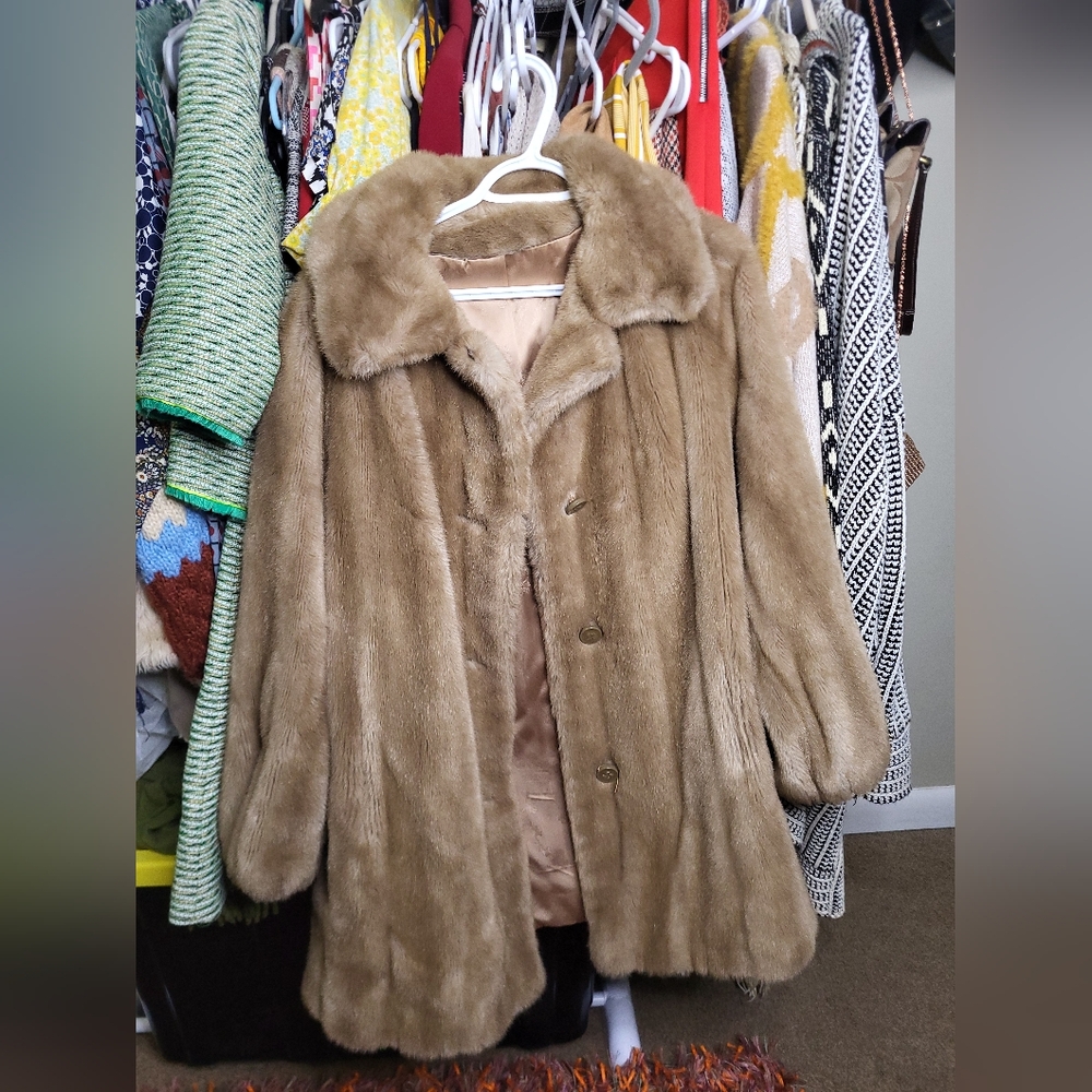 Vintage Faux Fur Women's Coat sz L/XL